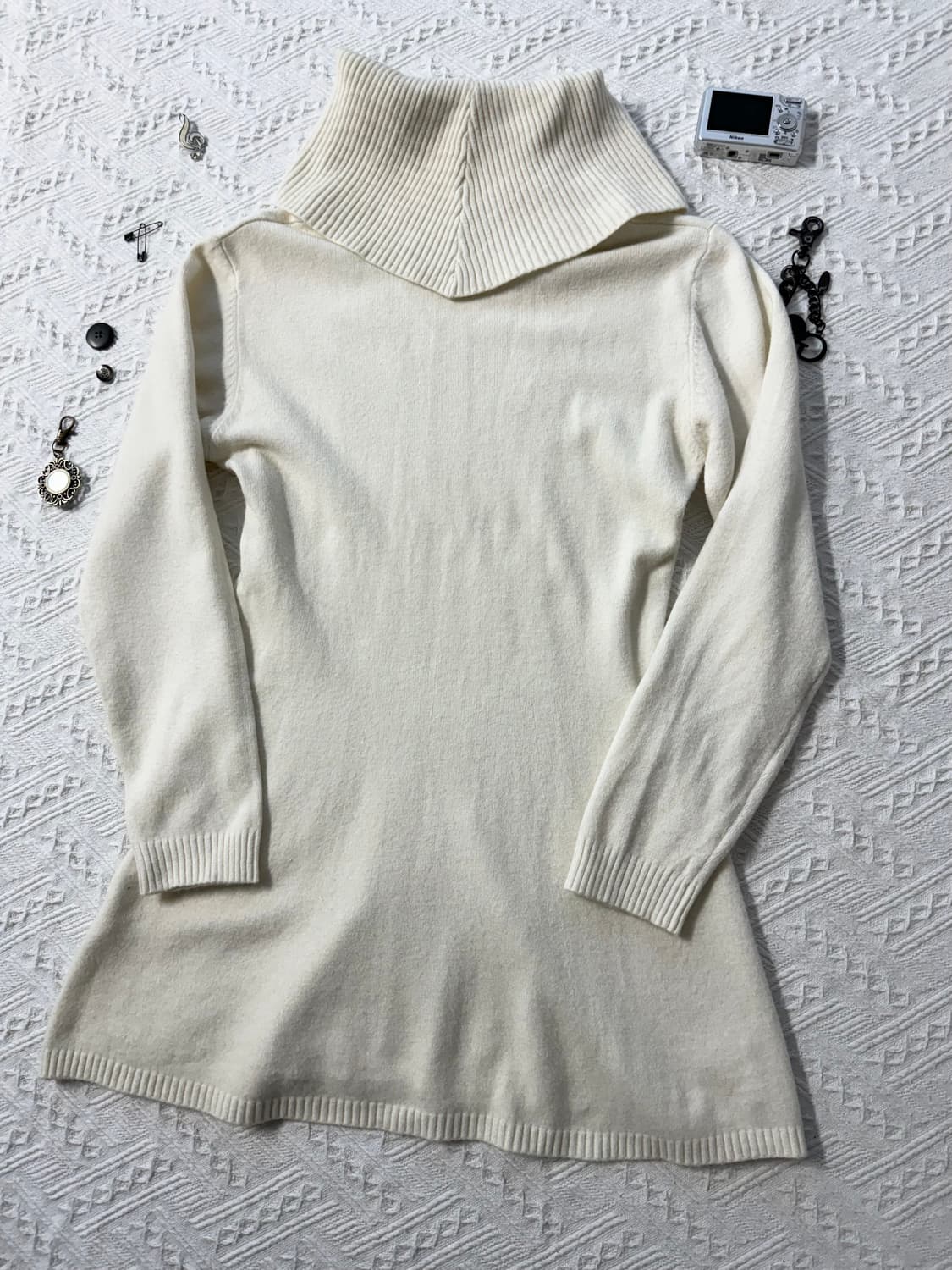 울 블렌디드 오프 숄더 폴라 넥 투웨이 케이블 니트 원피스 상품이미지10