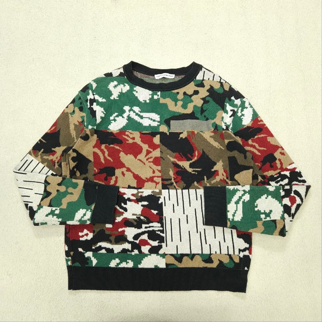 고샤루브친스키 카모 니트 상품이미지2