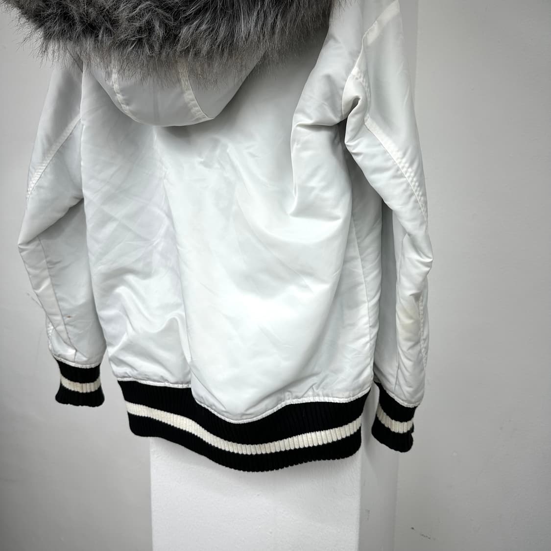 White eskimo fur jacket 상품이미지4