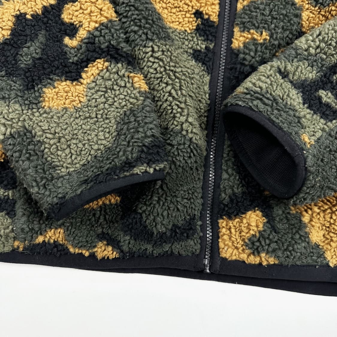 팀버랜드 밀리터리 카모 후리스 자켓 (L) 상품이미지4