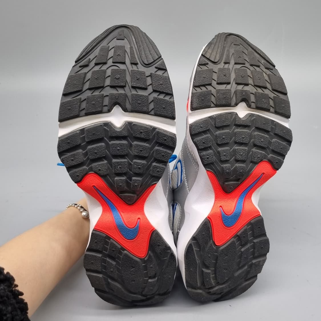 나이키 에어하이츠 여성운동화230  상품이미지3