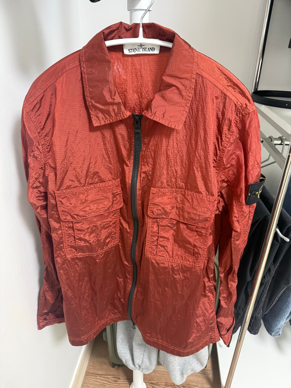 스톤아일랜드 나일론 메탈 오버셔츠 자켓 S 95 버건디 레드 바람막이 상품이미지1