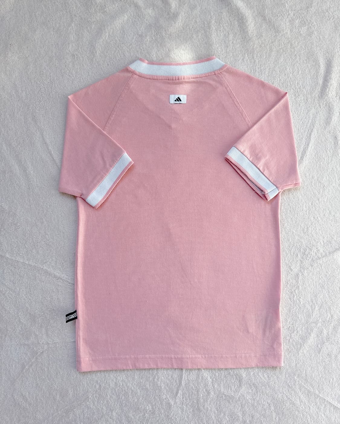 아디다스 핑크 브이넥 반팔티 상품이미지2