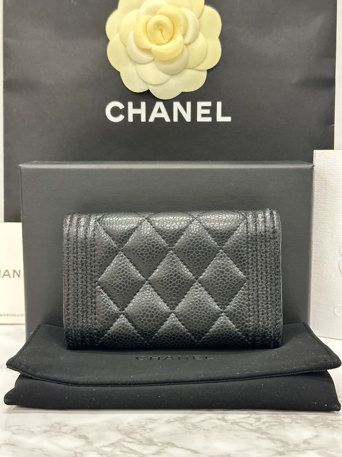 [정품] 샤넬 보이 플랩 금장 똑딱이 카드지갑 29번대 상품이미지3