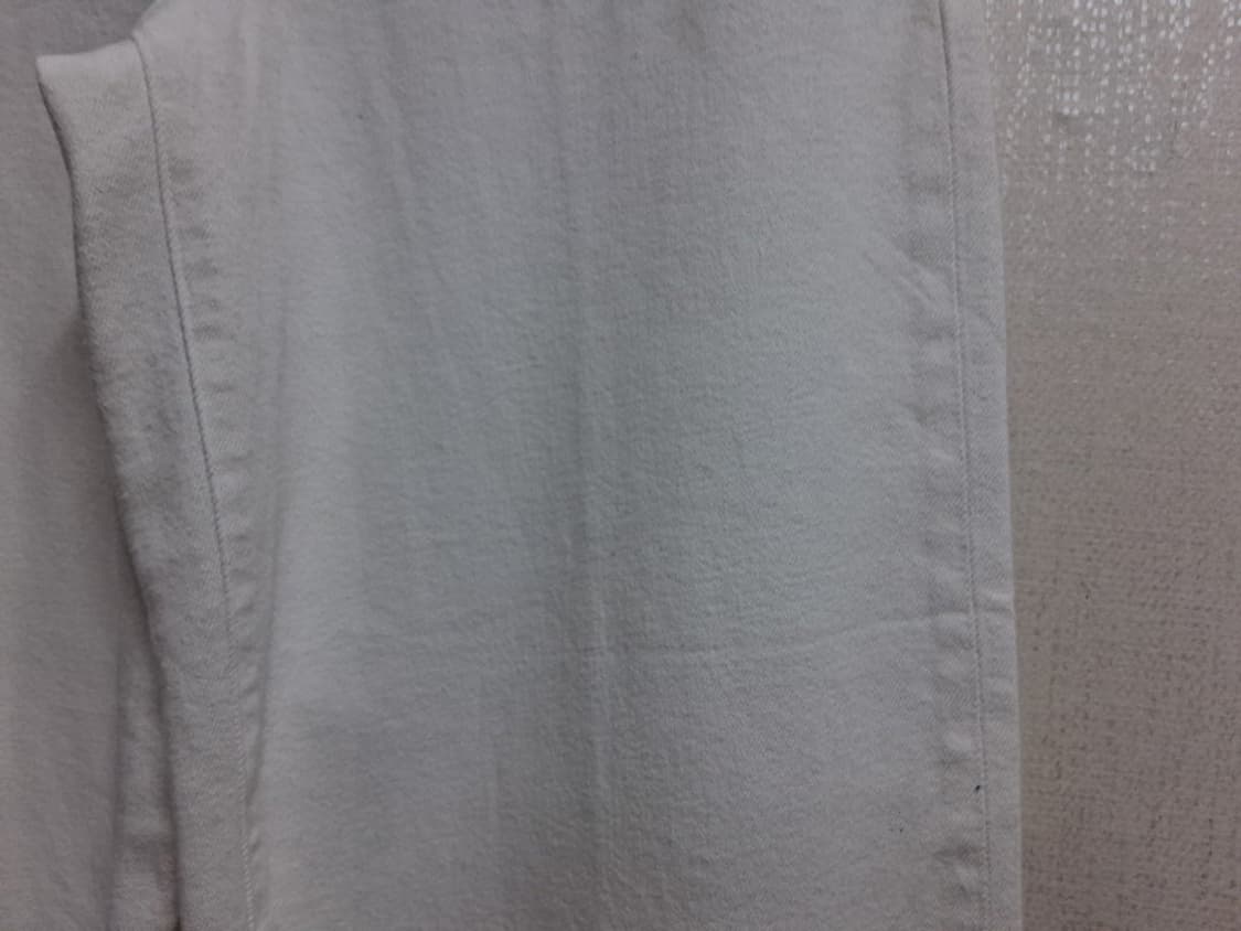 유니클로 아이보리 데님와이드팬츠 27에서28 새거컨디션
일본판 중고수입  상품이미지4