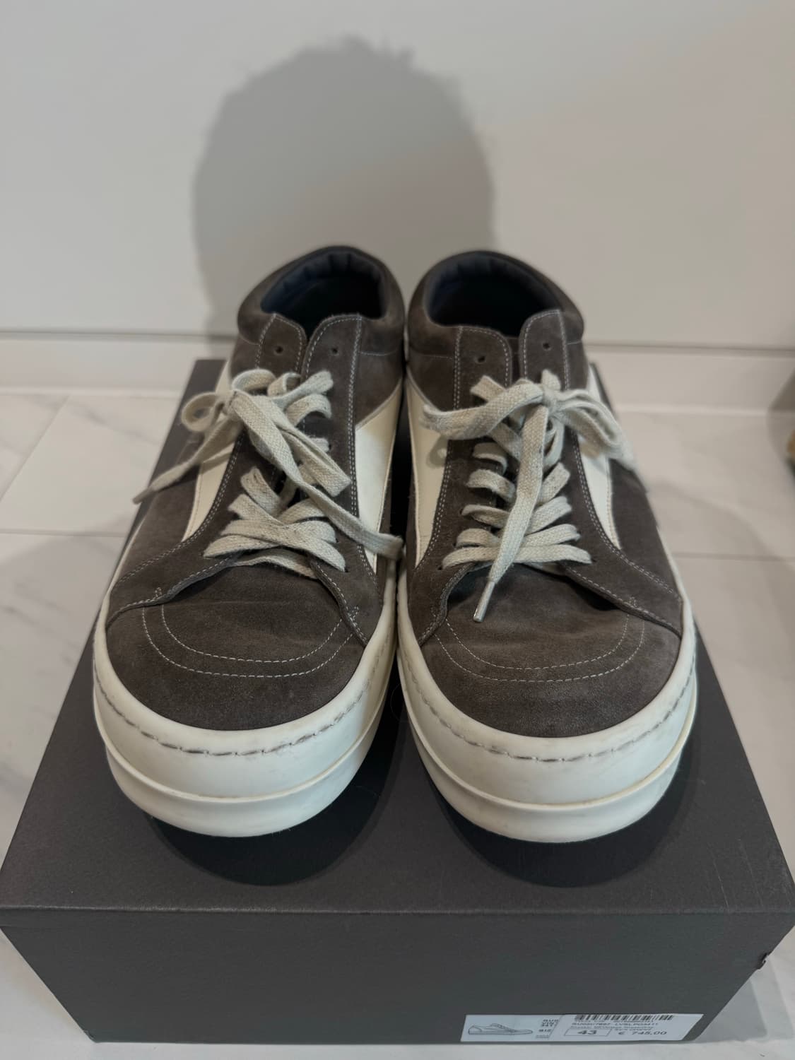 릭오웬스 반스 43 라몬즈 다크쉐도우 발망 지방시 erd 생로랑 상품이미지1