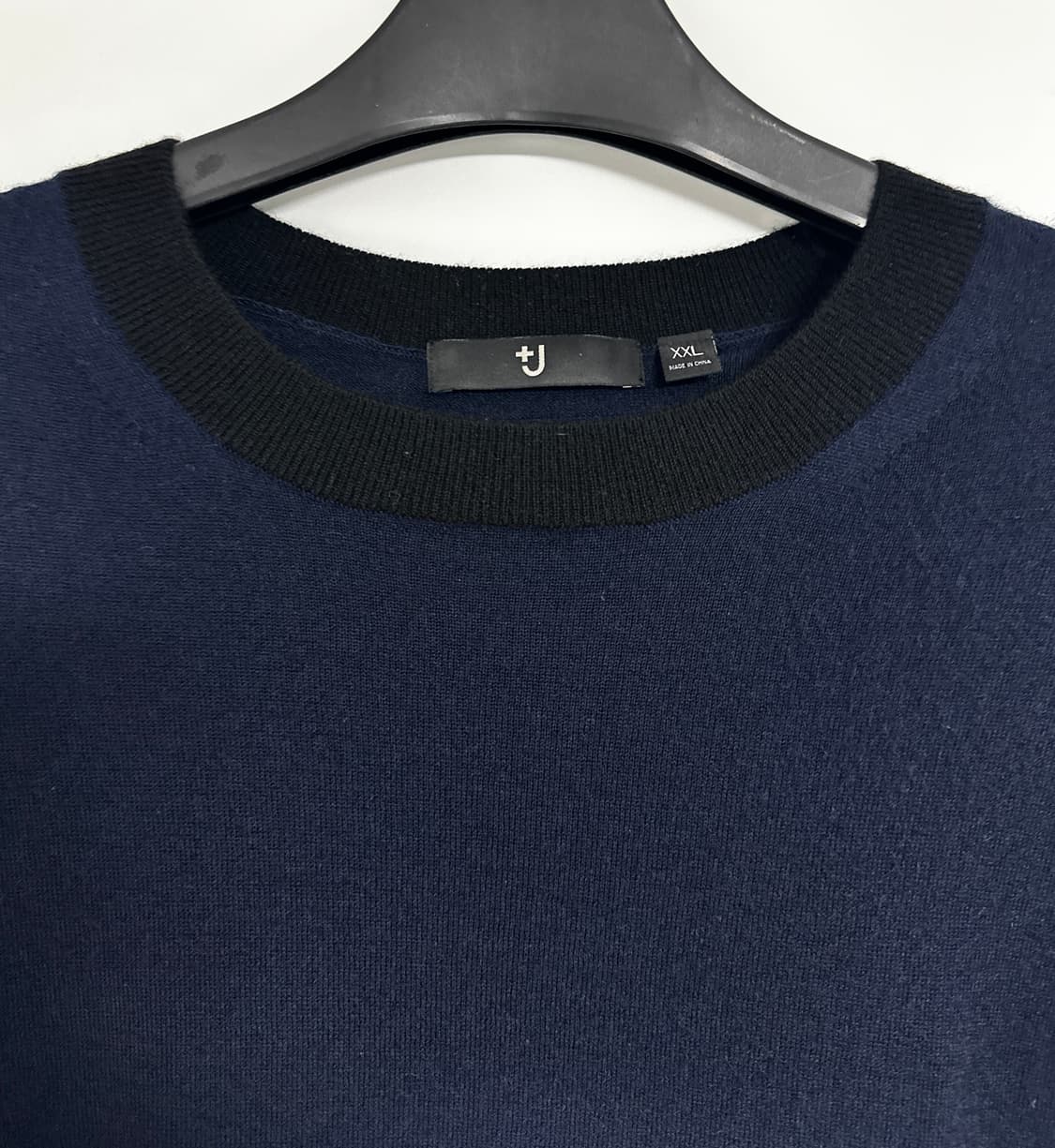 [질샌더x유니클로] 캐시미어 남성 배색 니트 상품이미지3