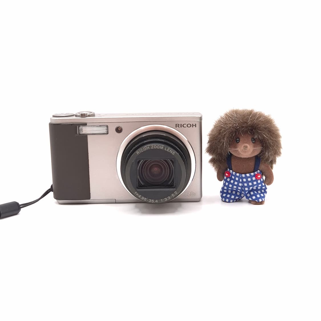 📷장원영 픽💫 리코 R8 실버 🤍🩶 상품이미지1