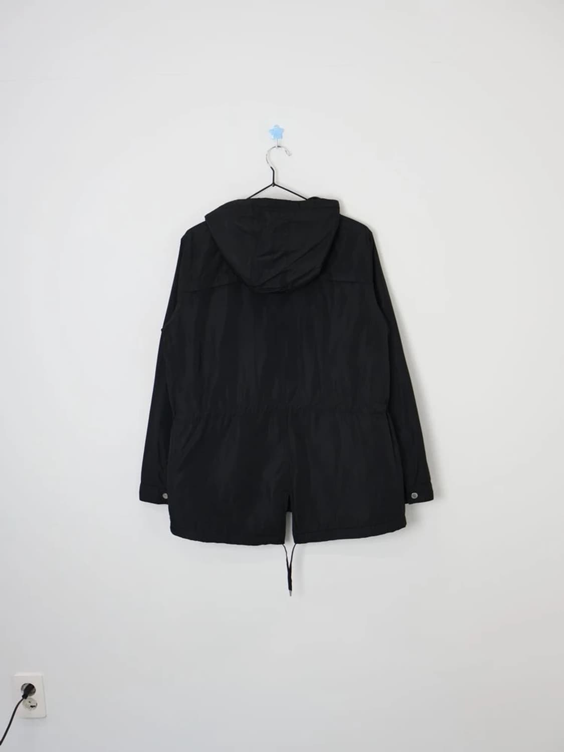 Armani Exchange Hooded Windbreaker 상품이미지2