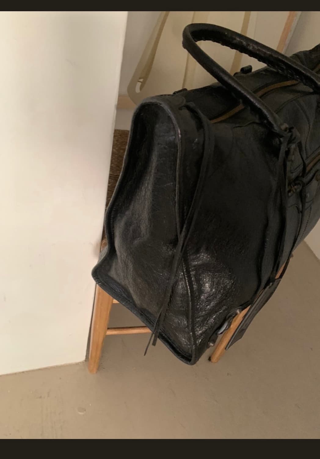 발렌시아가 라지 가방 상품이미지2