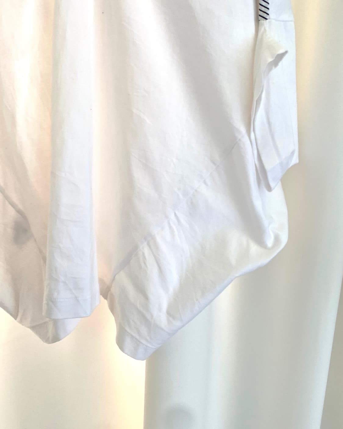 V neck raglan back twist t-shirts 상품이미지10