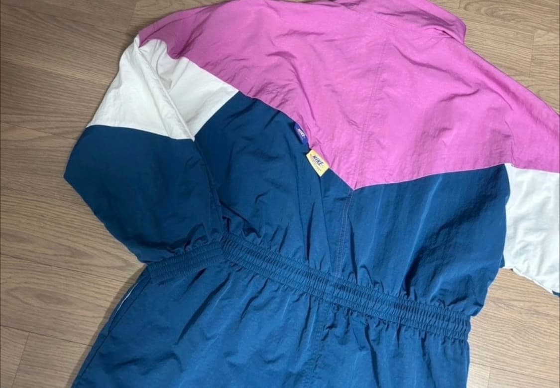 나이키 롱바람막이 여 프리 라지사이즈 상품이미지2