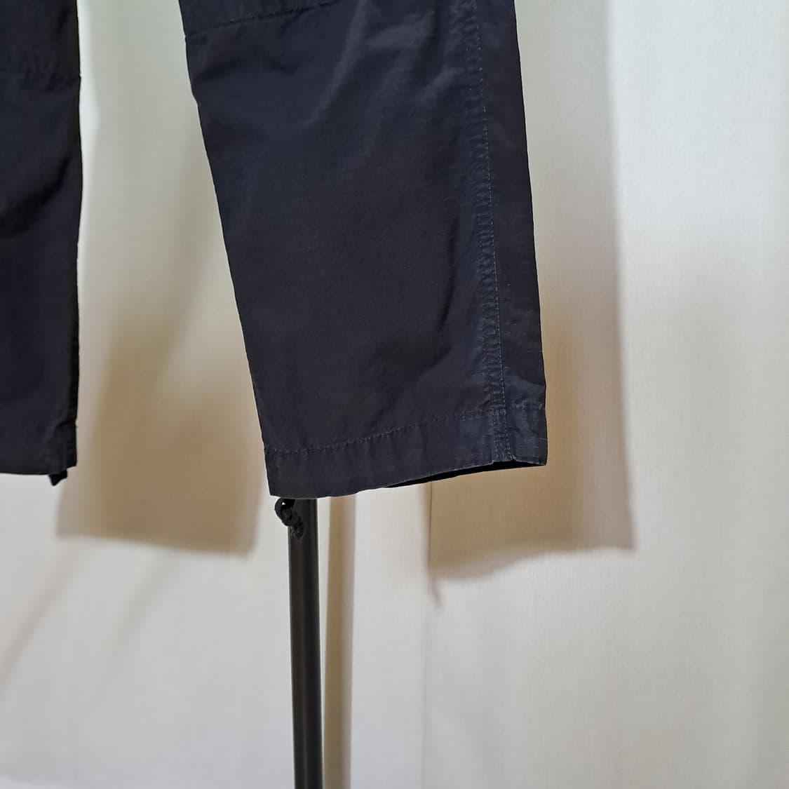 (택포) 칼하트 WIP 블랙 레귤러 카고 팬츠 31X32 B726 상품이미지3