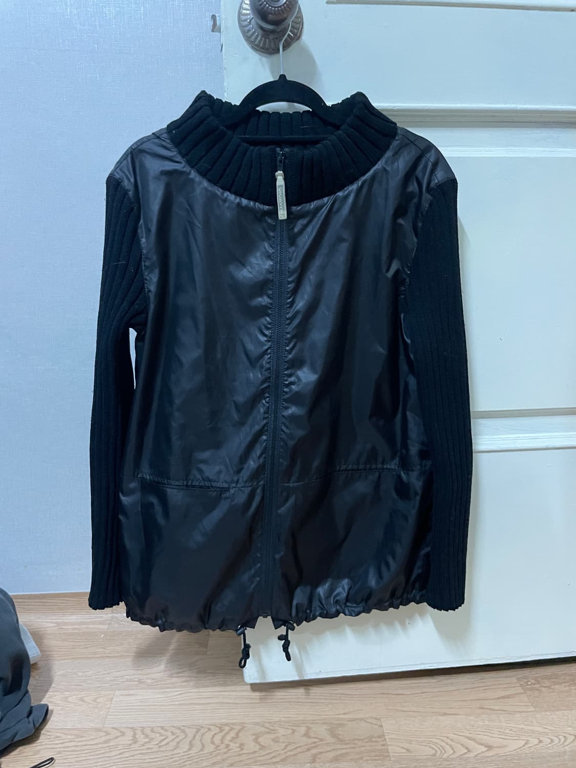 프라다스포츠(느낌ㅋㅋ) 니트집업  상품이미지1