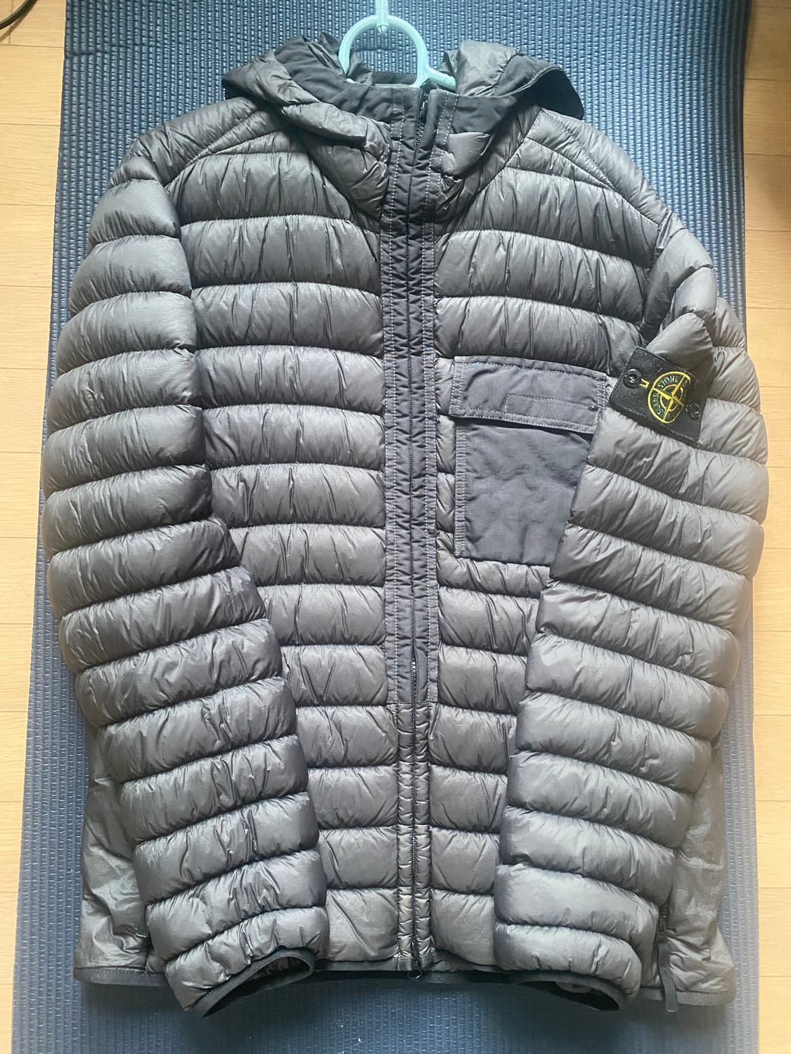 스톤아일랜드 경량패딩 xl 판매 105 판매합니다. 교환가능 상품이미지1
