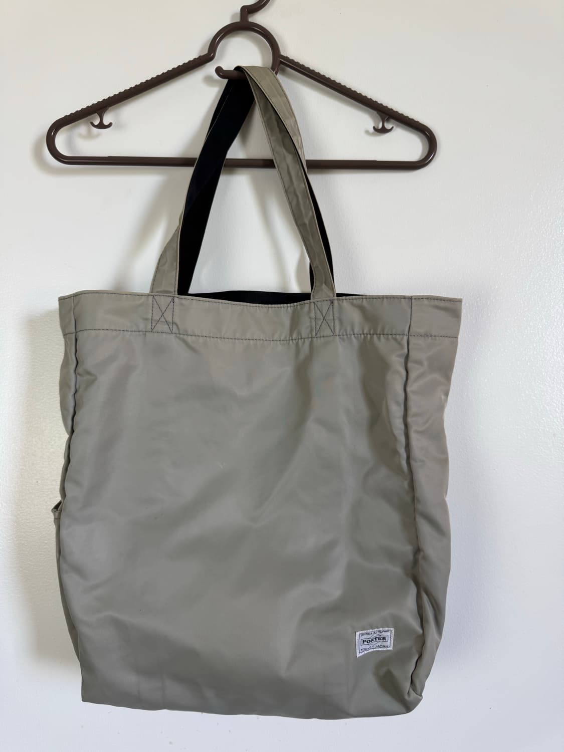 요시다포터 양면 숄더백 상품이미지1