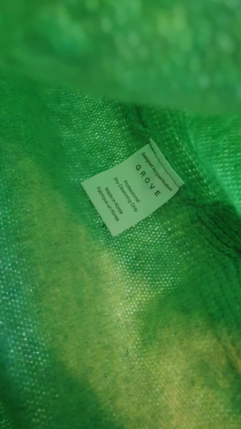 그로브 반팔 니트 그린색상입니다. 옆에 단추 디테일이 있어서 더 귀여워요 상품이미지7