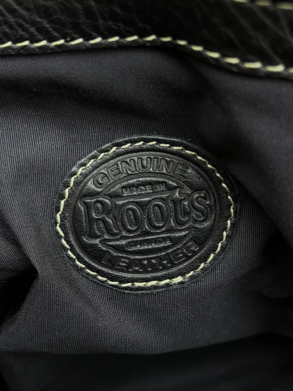 Roots Canada 카우하이드 보스턴백 상품이미지9