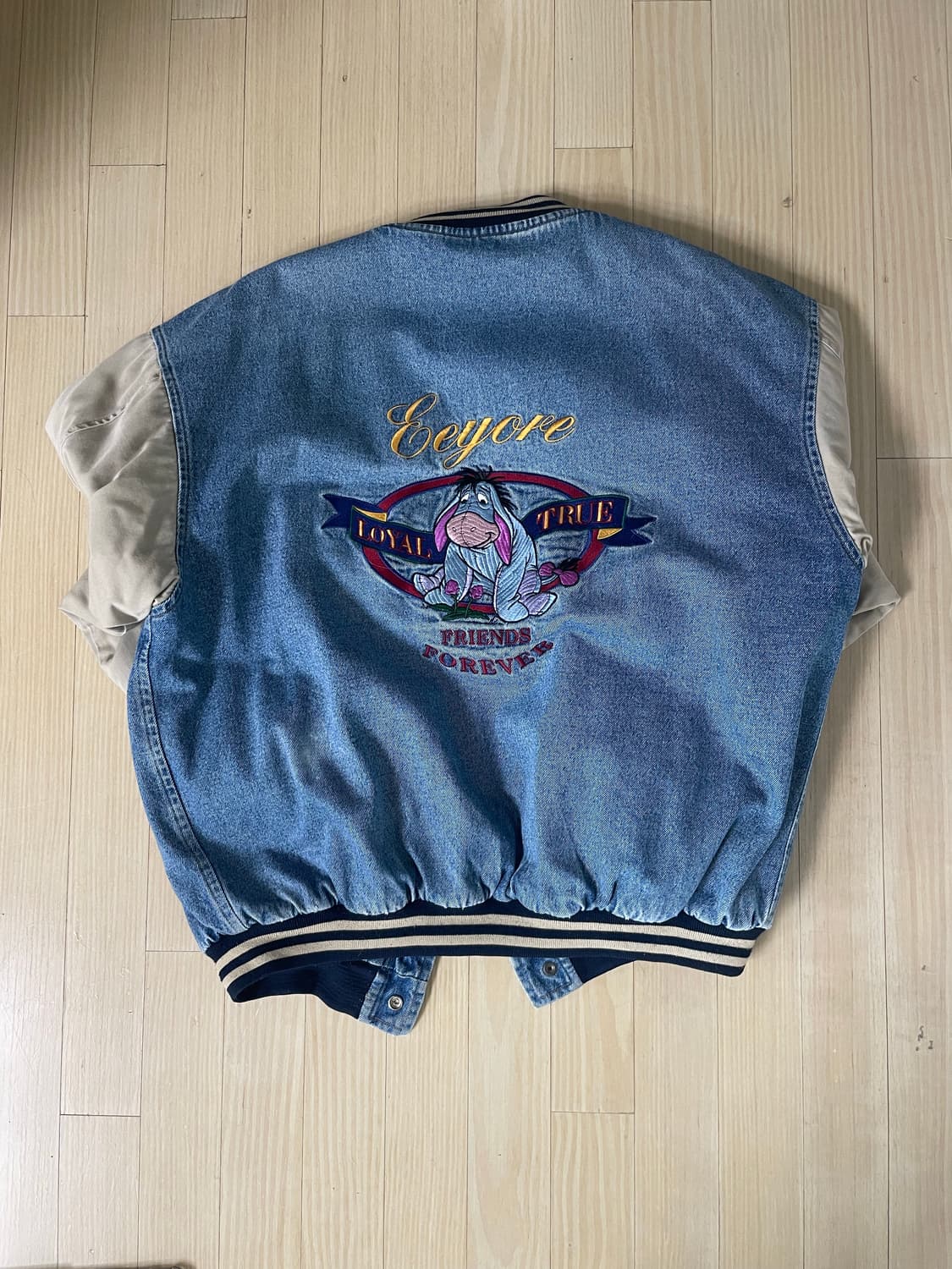 90s 디즈니 데님 바시티 이요르 L 상품이미지2