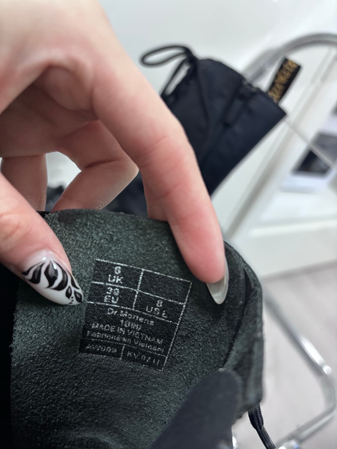 닥터마틴 14홀 부츠 블랙 UK6 245 상품이미지6