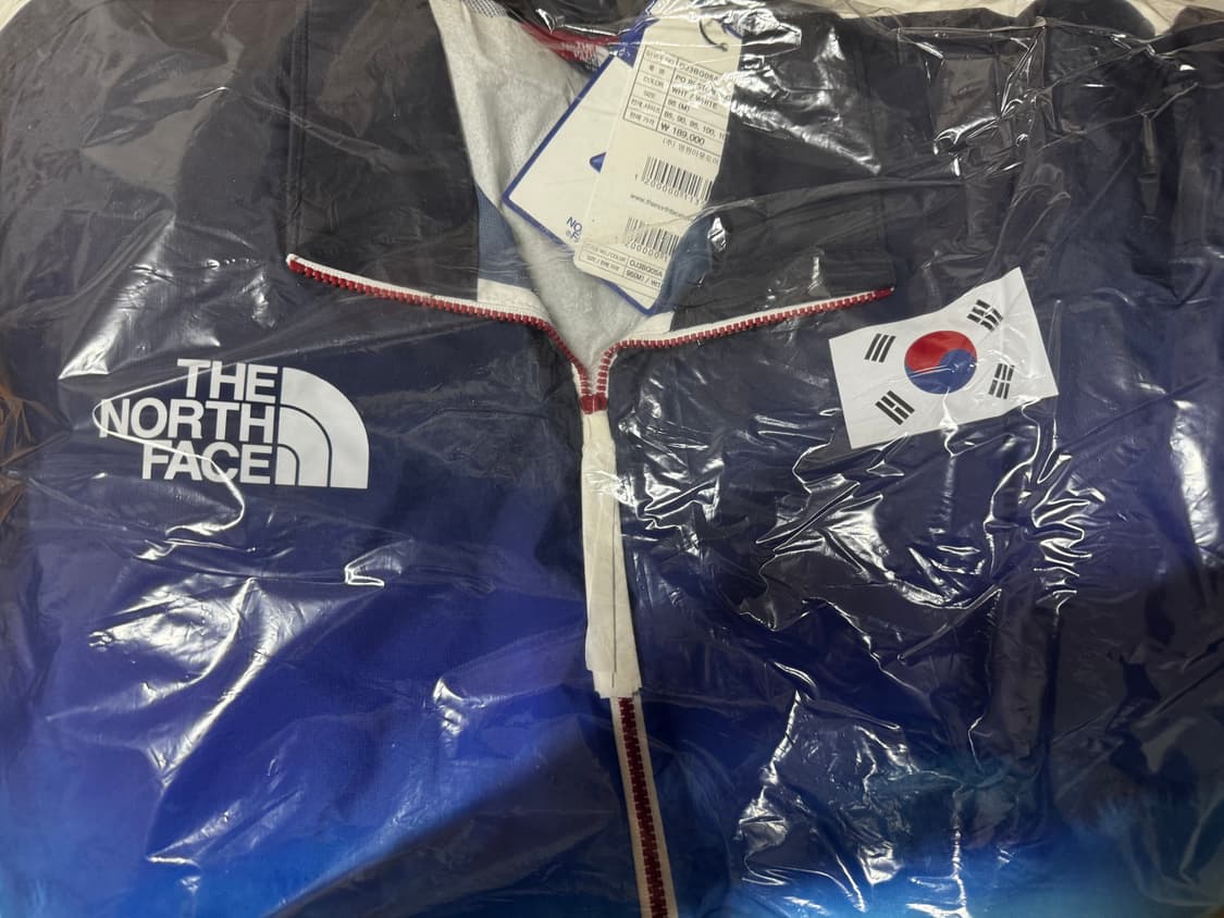 노스페이스 팀코리아 바람막이 상품이미지3