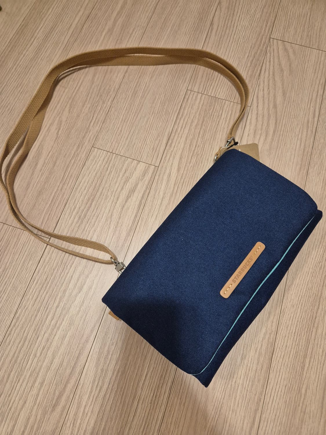 (새상품) 스타벅스 로우로우 크로스백 상품이미지5