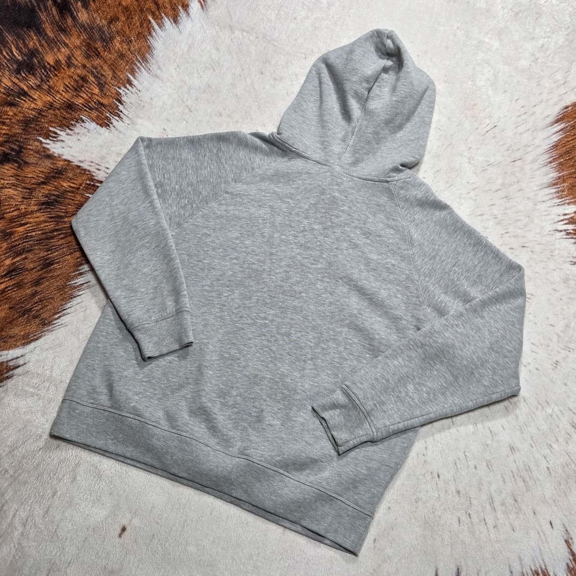 뉴발란스 그레이 후드티 상품이미지4