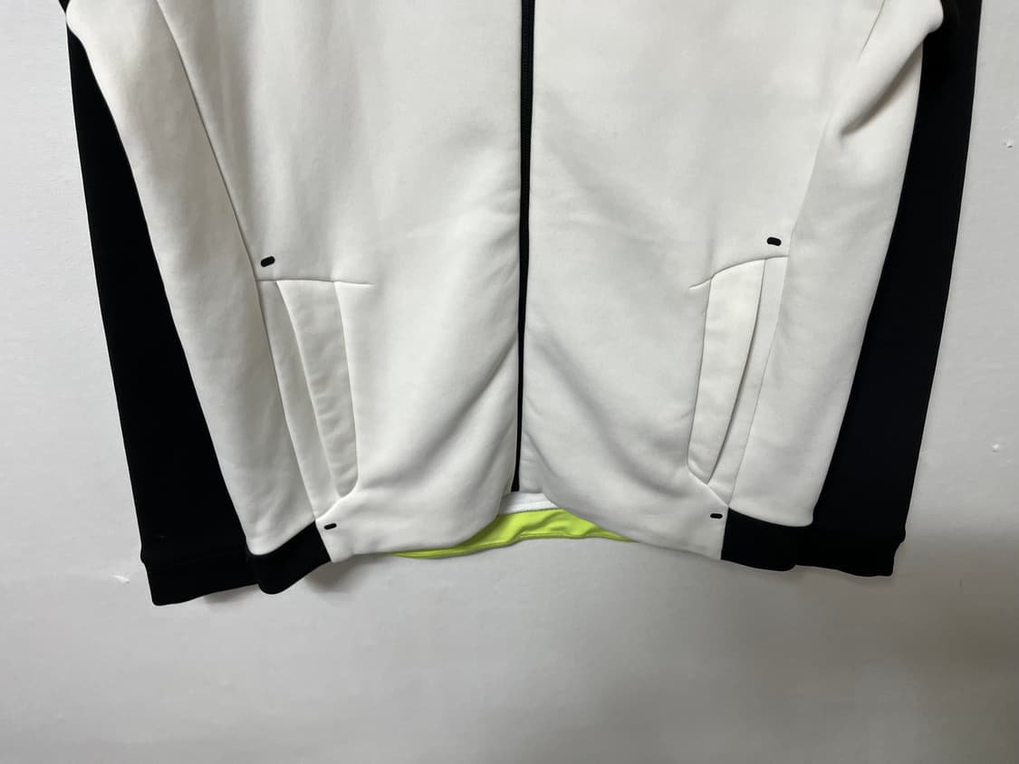 100 데상트 기능성 후드집업 정품 상품이미지3