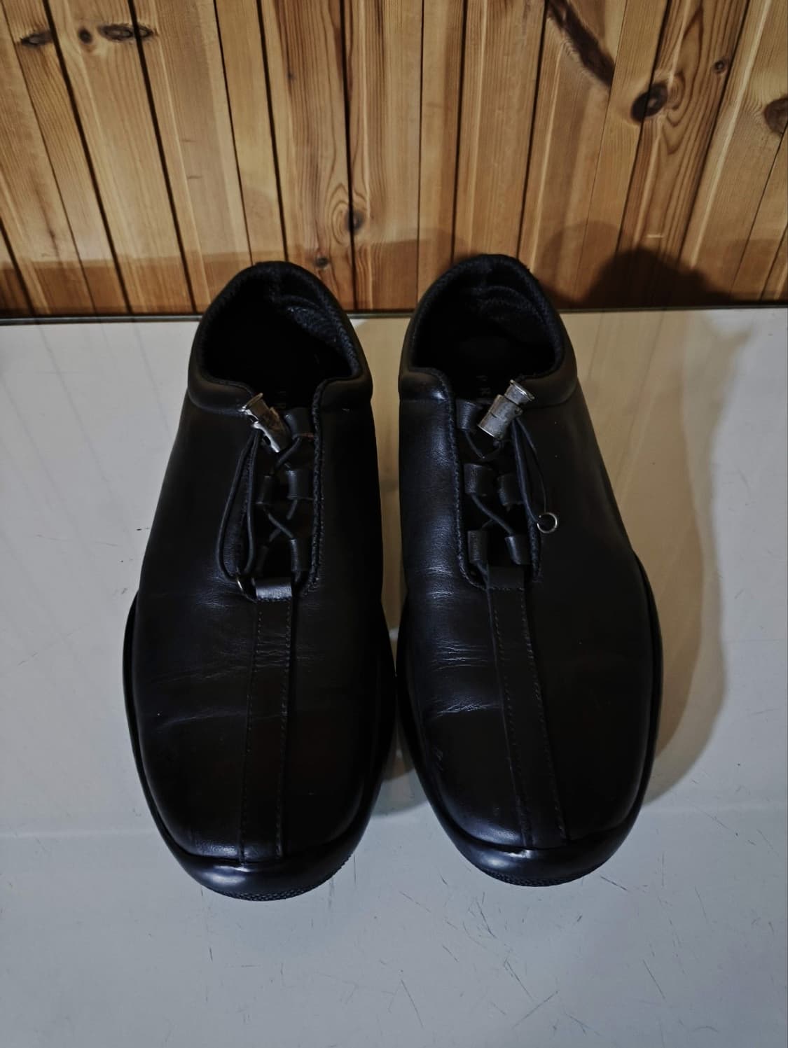 255mm 프라다 레더 스니커즈 상품이미지4