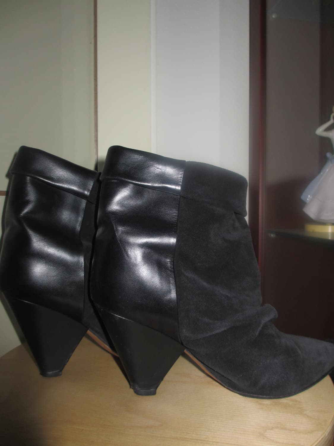 이자벨마랑 블랙 스웨이드 & 레더 부츠  상품이미지1