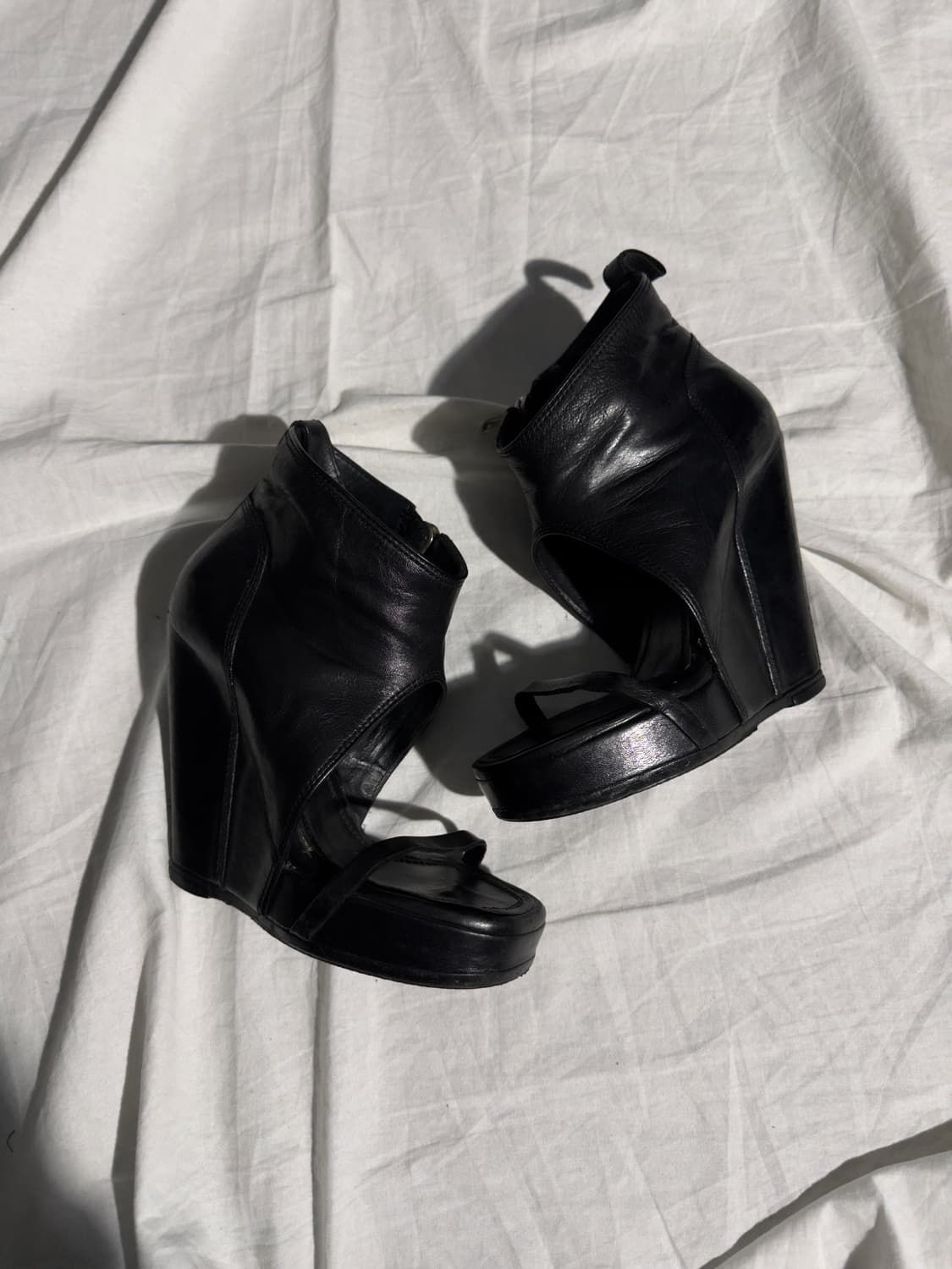 릭오웬스 웨지힐 레더 샌들 상품이미지1