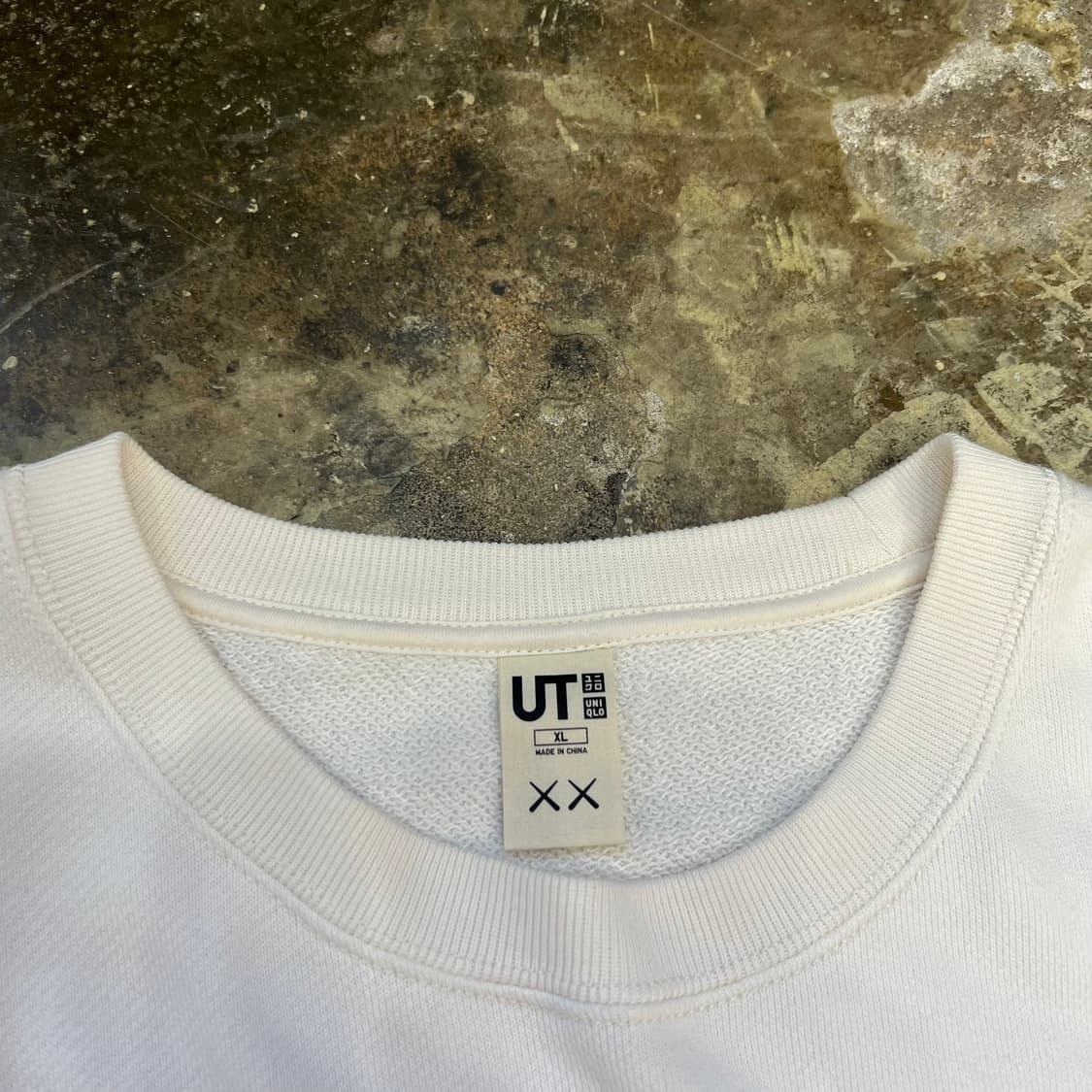 XL) 유니클로 X 카우스 맨투맨티 맨투맨 티셔츠 스웻셔츠 상품이미지3