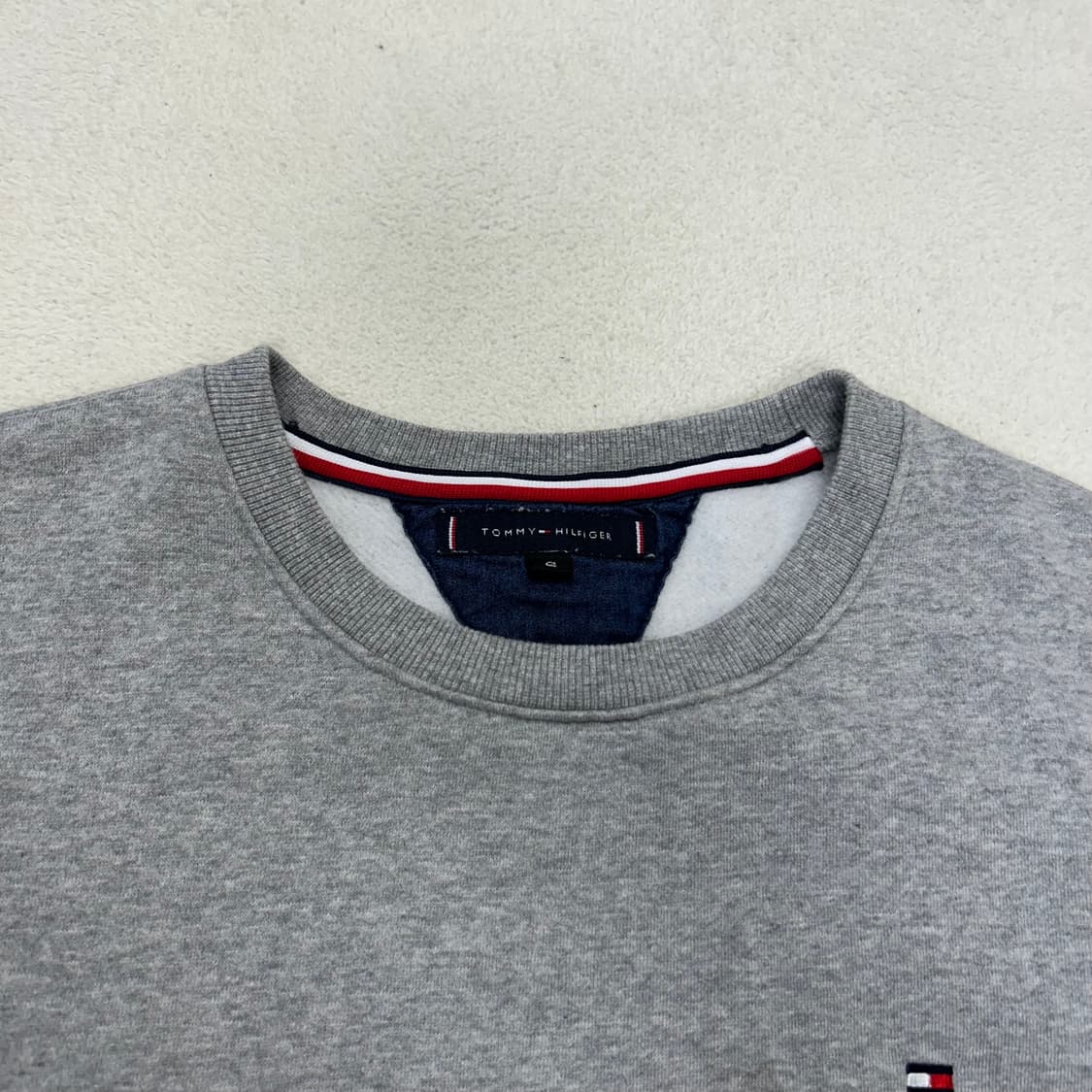 Tommy Hilfiger gray sweatshirt 상품이미지5