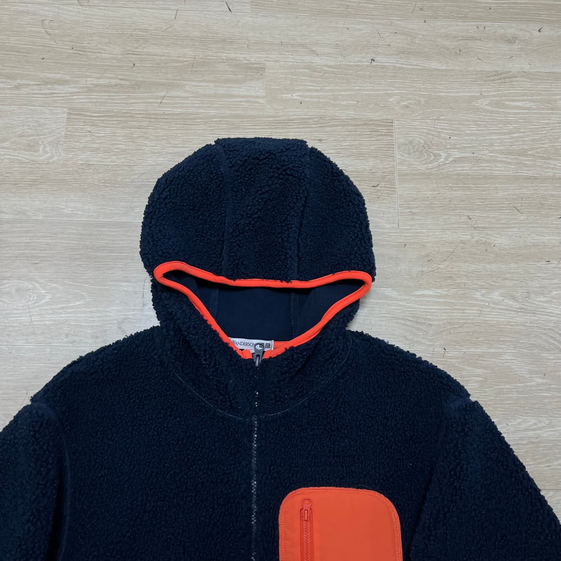 유니클로 X JW앤더슨 콜라보 보아 후리스 후드자켓 [네이비] L/100 상품이미지2