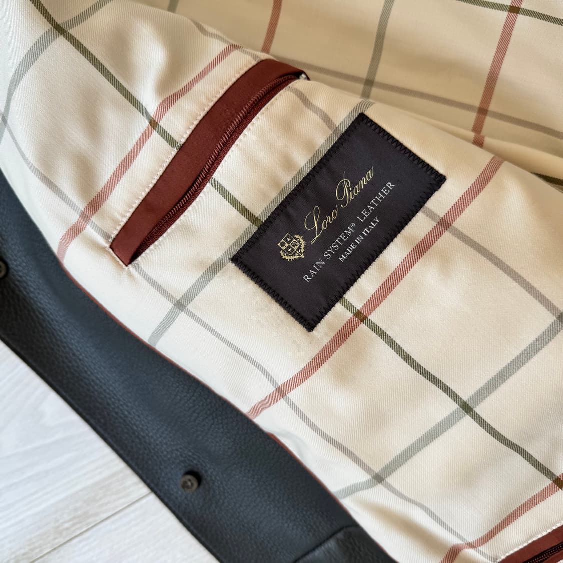 [역작,신형, 미사용] 로로피아나 극상의 이탈리안 사슴가죽 카코트 필드 상품이미지5