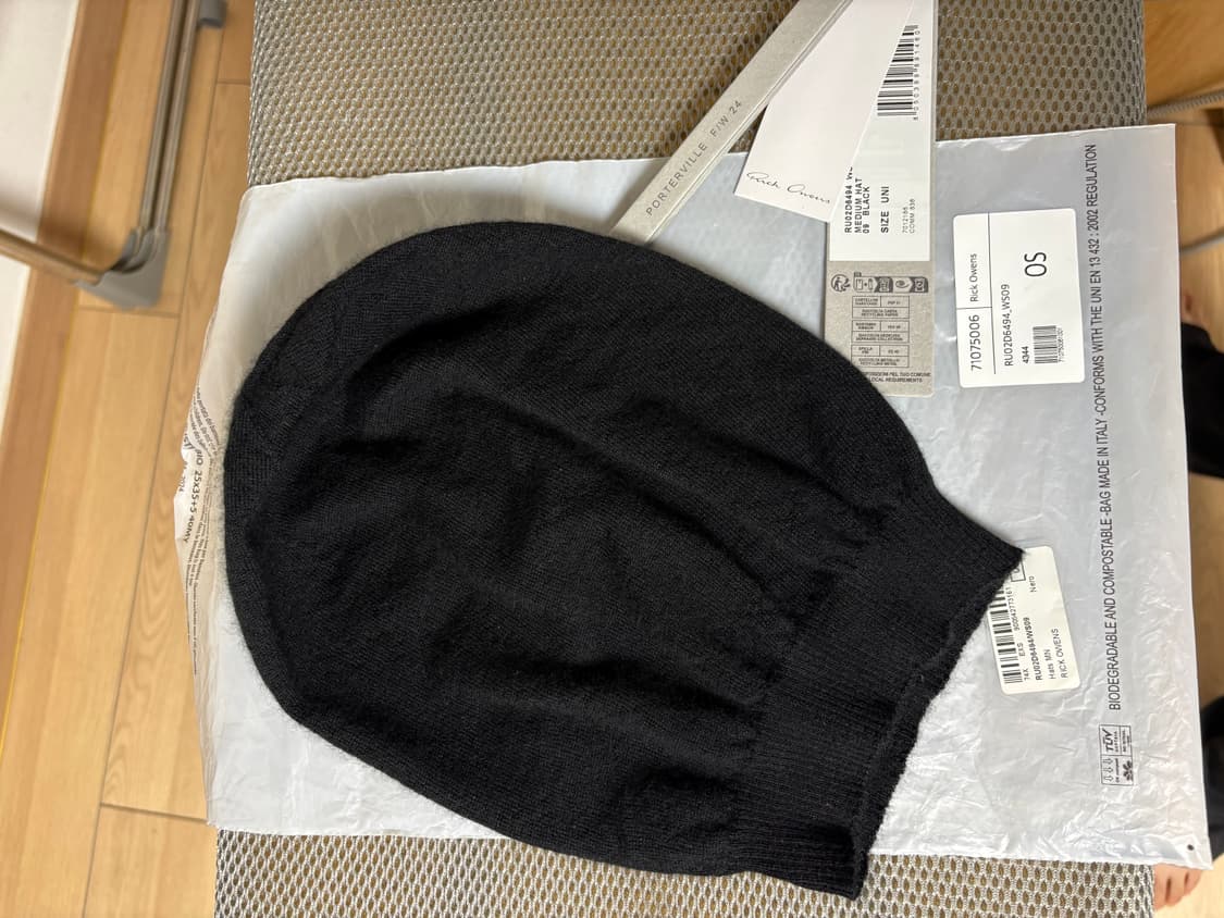 릭오웬스 비니 블랙 상품이미지2