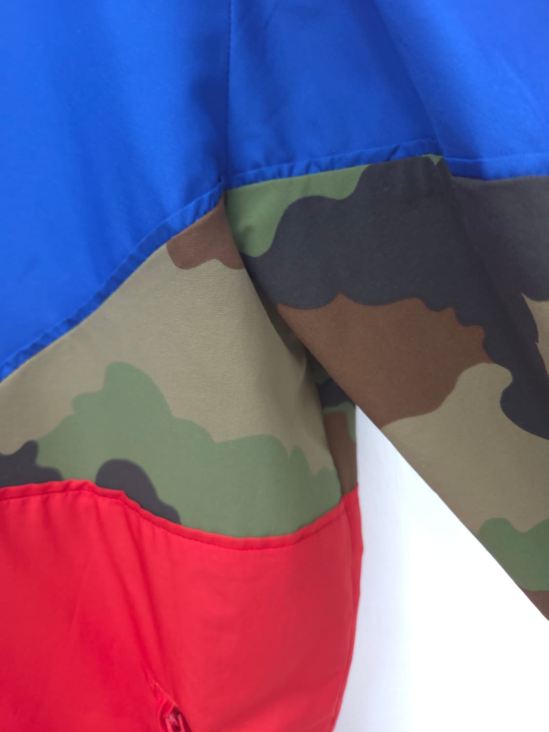 M 아디다스 오리지널 레드 블루 카모 바람막이 상품이미지5