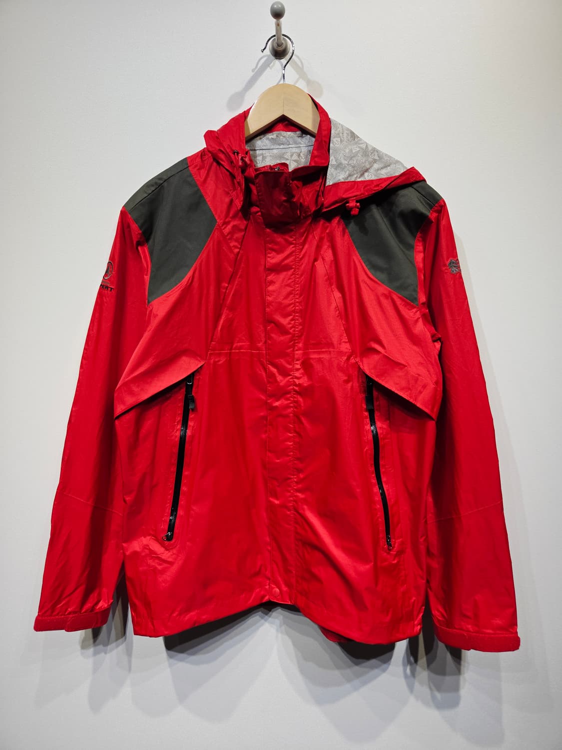 코오롱스포츠 남성 나일론 레드 바람막이_105 상품이미지2