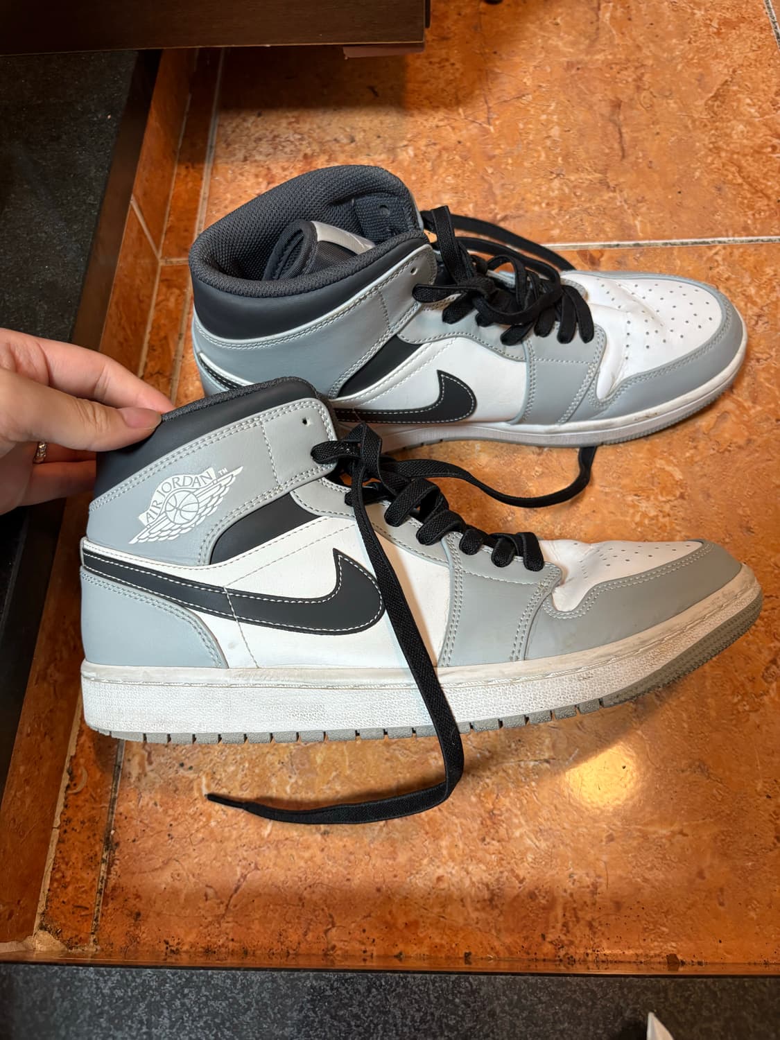 나이키 조던1 미드 라이트 스모크 그레이 앤트러사이트 270 상품이미지4