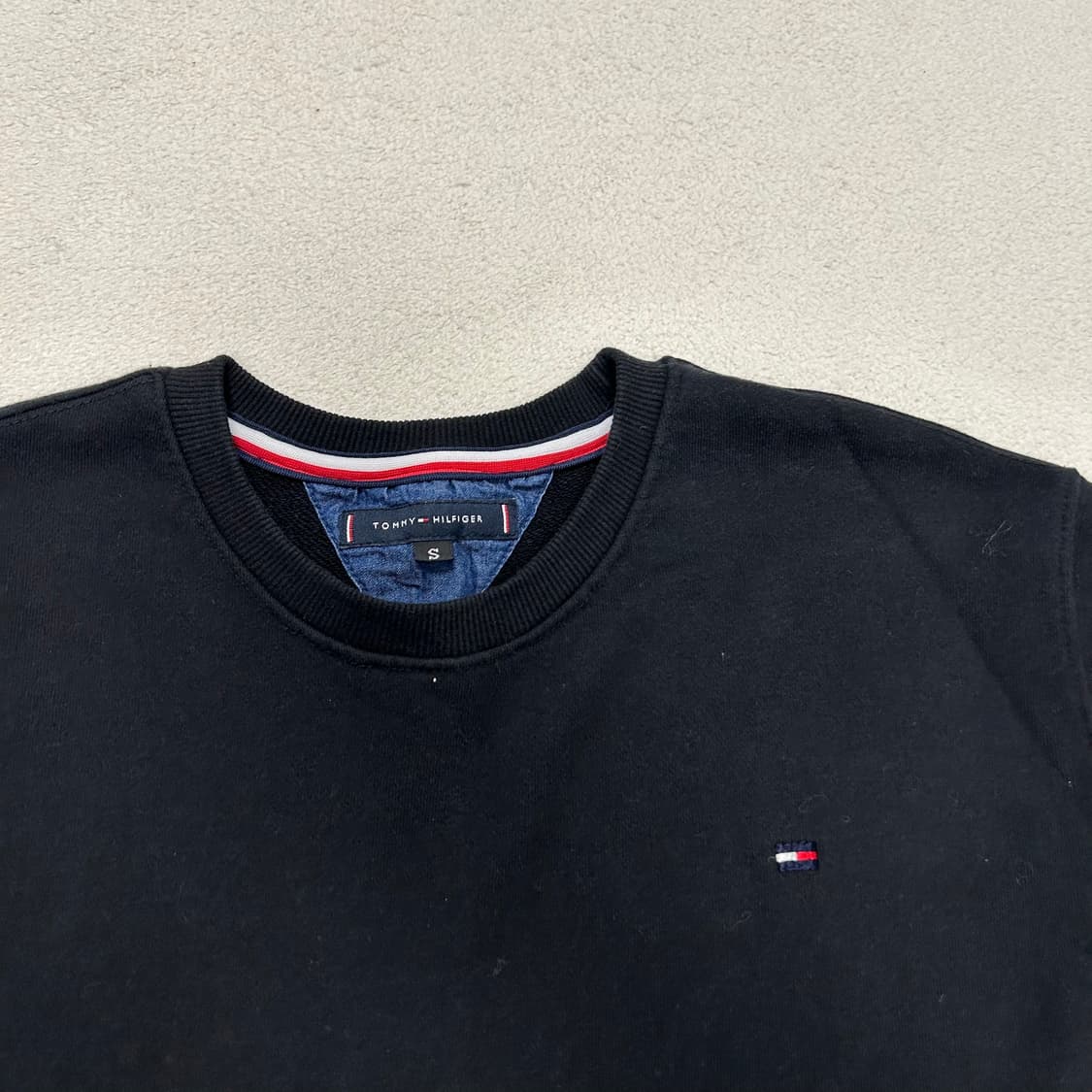 Tommy Hilfiger black sweatshirt 상품이미지6