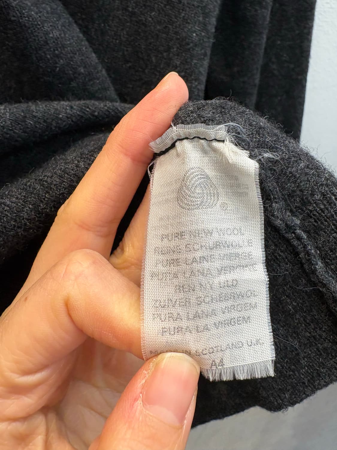 버버리 금장 가디건 상품이미지4