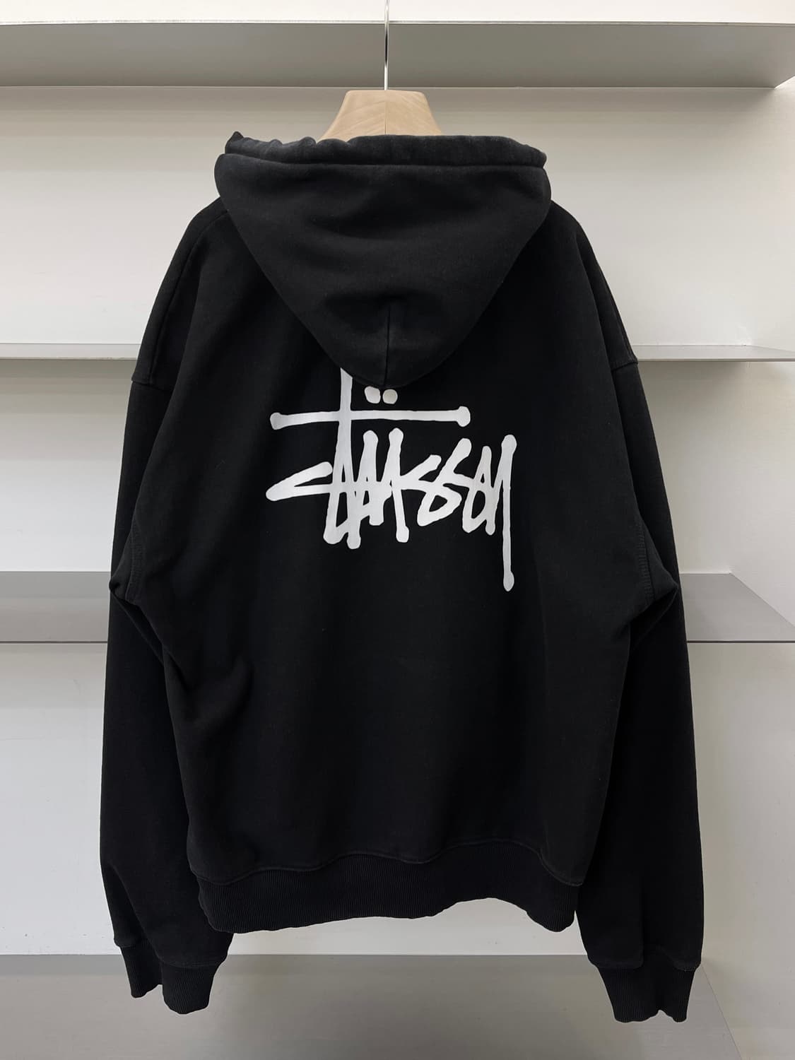 스투시 베이직 스탁 로고 후드티 상품이미지1