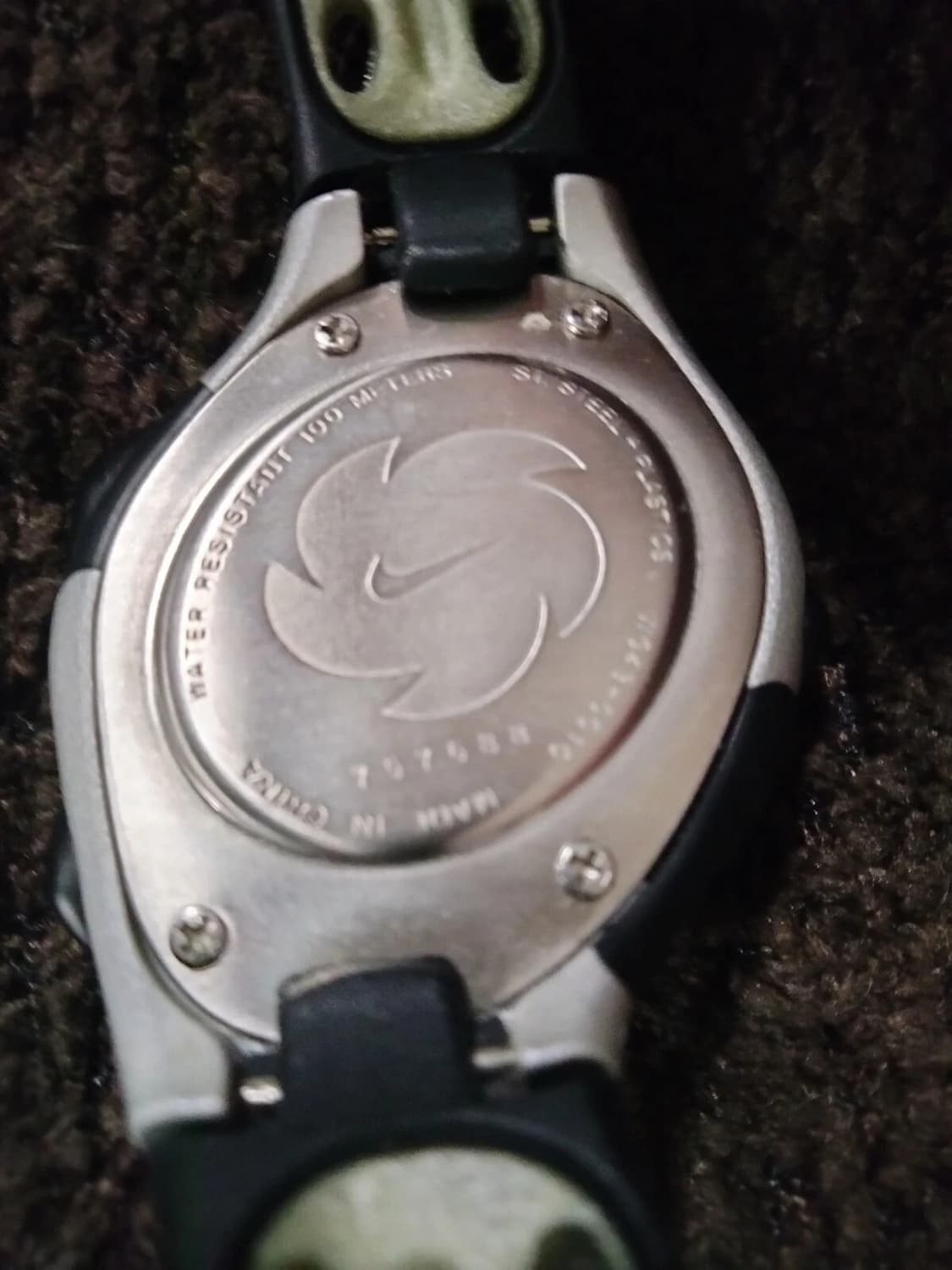 나이키 트라이액스 42 워치 상품이미지3