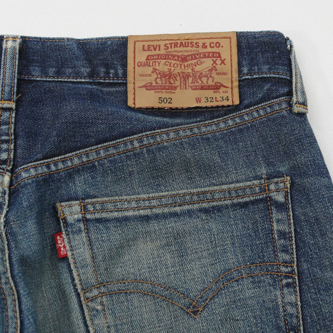 (착용컷) 리바이스 502xx 빅E 셀비지 진 (32) 상품이미지10