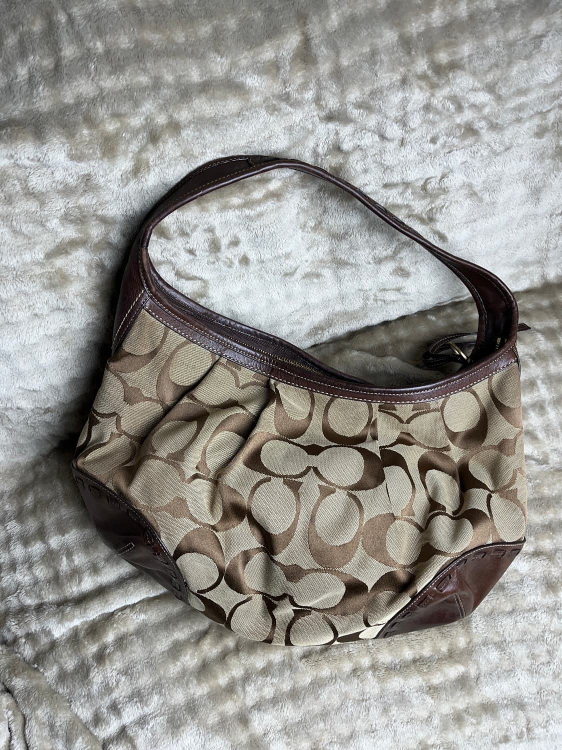 코치 숄더백 상품이미지2