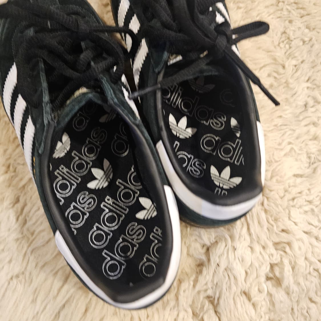 245 아디다스 스페지알  상품이미지3