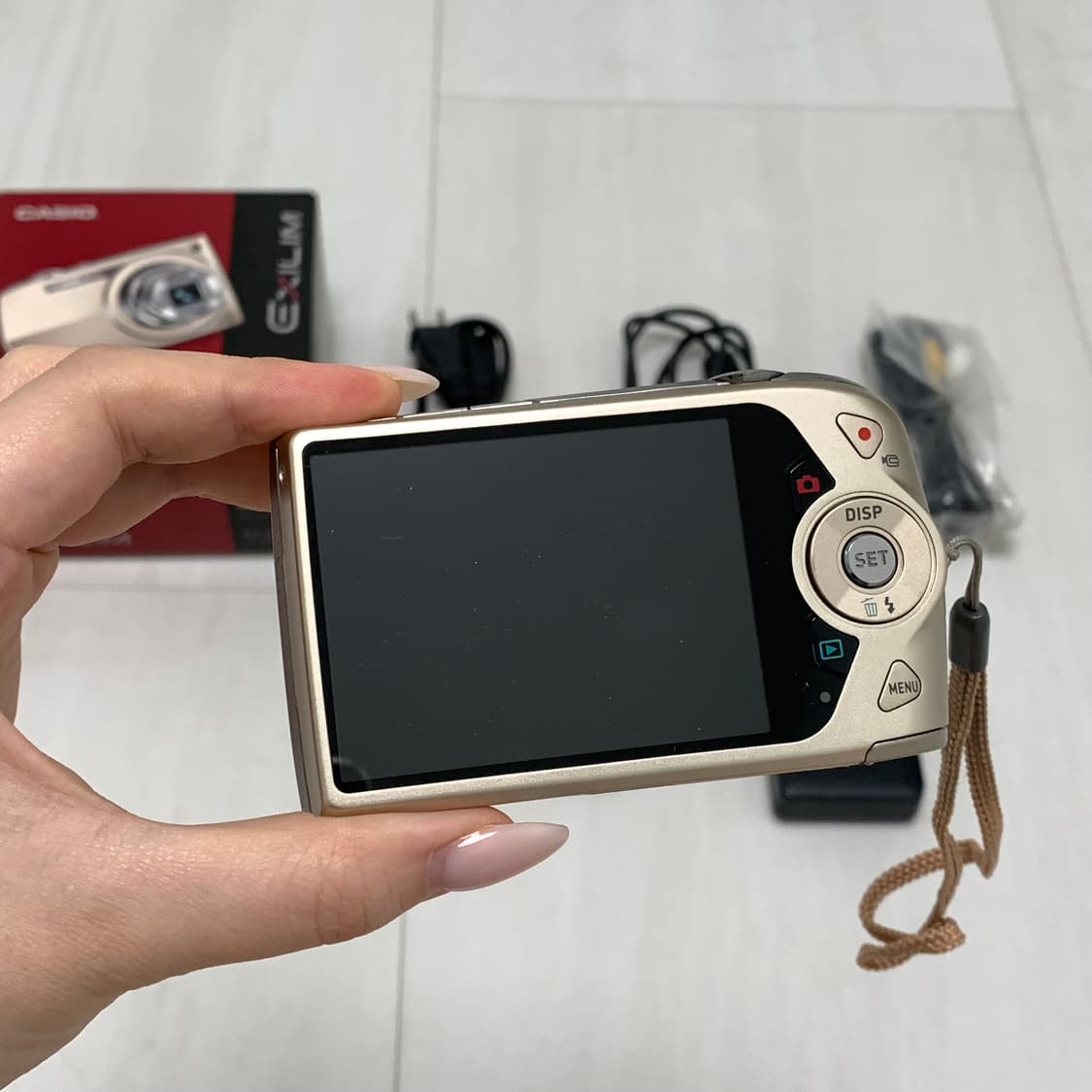 [풀박 재입고] casio ex-z2300 아일릿 모카 디카 카메라 상품이미지4