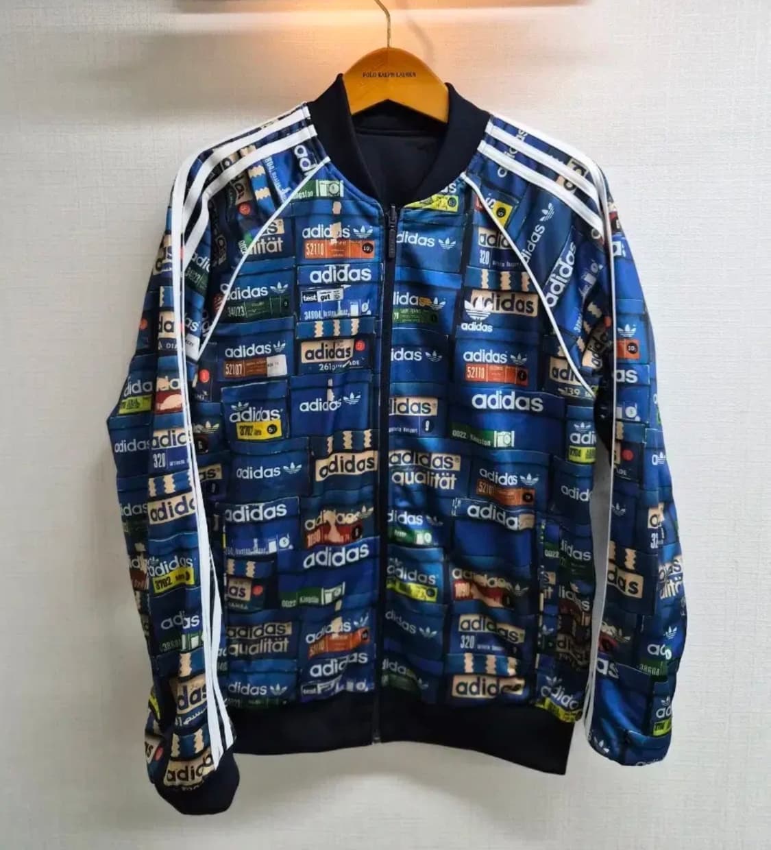 아디다스 한정판 슈박스 리버시블 트랙탑 져지 L-XL 상품이미지4