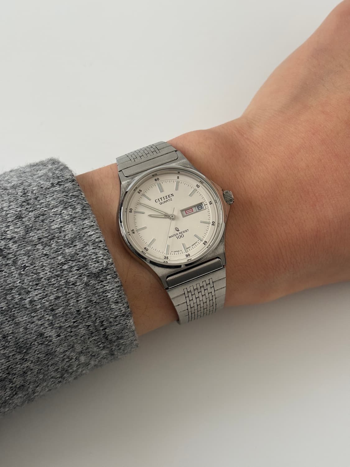 1980s CQ White Dial Silver Quartz 상품이미지8