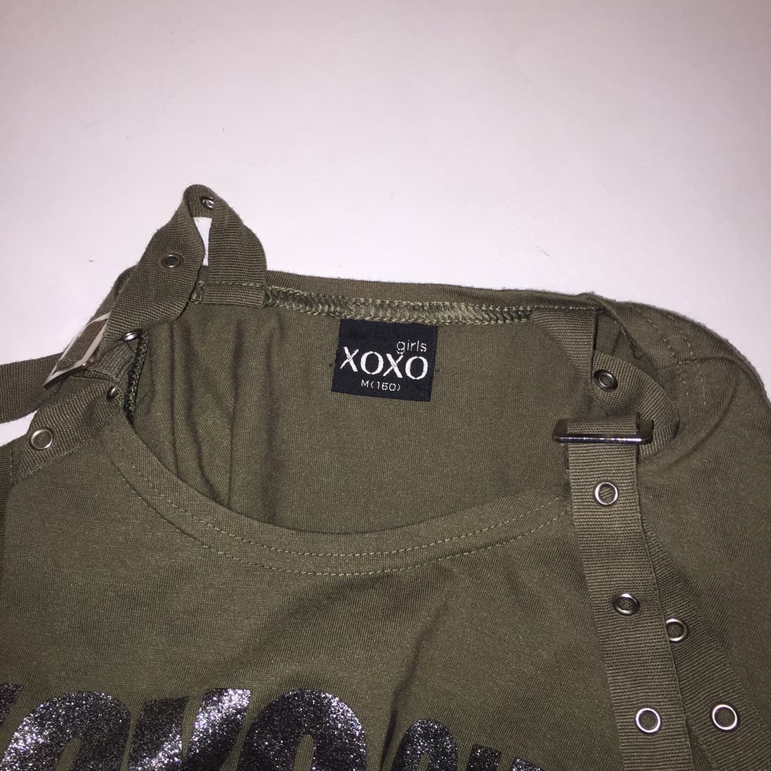 Xoxo 펑크 갸루 카키 핫픽스 스트랩 오프숄더 반팔티 상품이미지6